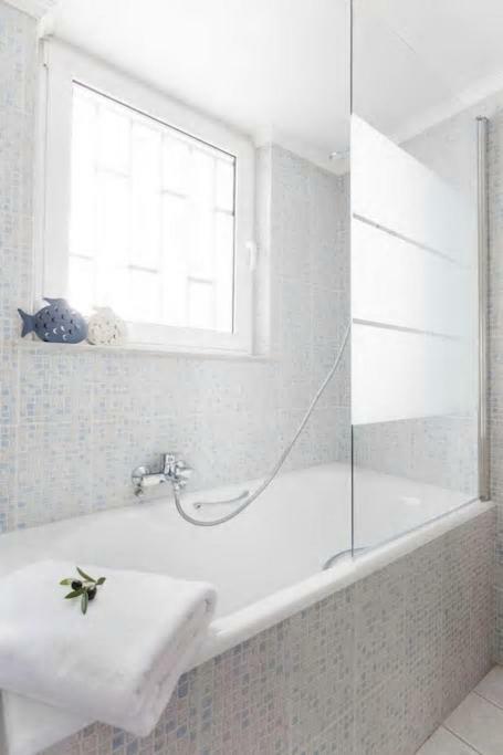 Soulis' Penthouse Near Acropolis Appartement Athene Buitenkant foto