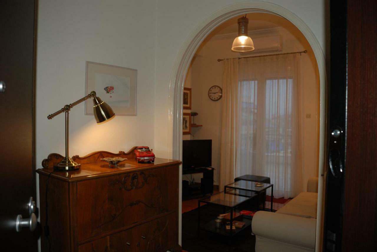 Soulis' Penthouse Near Acropolis Appartement Athene Buitenkant foto